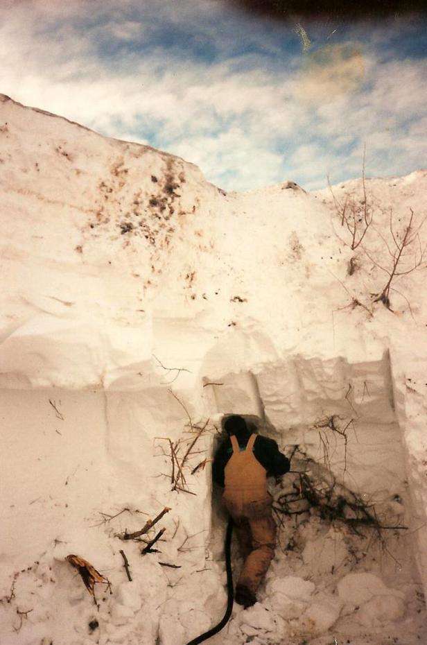 South Dakota blizzard 1997 huge snow drifts
